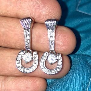 Montana Silversmiths earrings.  In great condition.